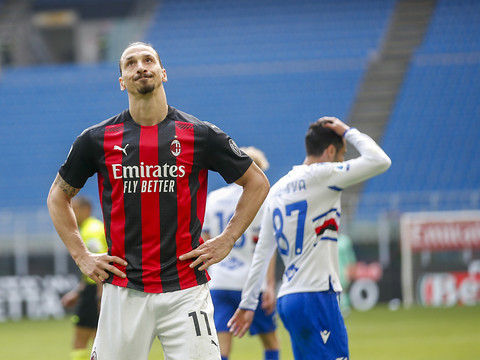 Ibrahimovic prolonge à l'AC Milan jusqu'en 2022