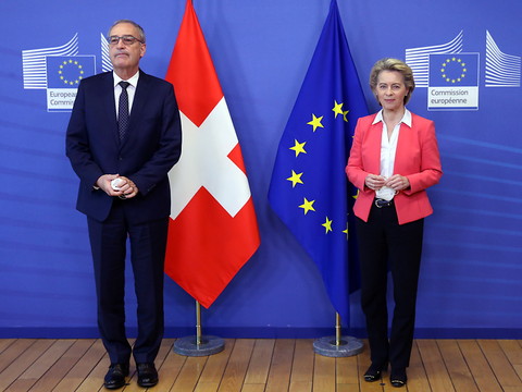 Les fronts restent figés sur l'accord-cadre