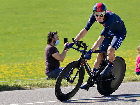 Tour de Romandie: Rohan Dennis premier leader