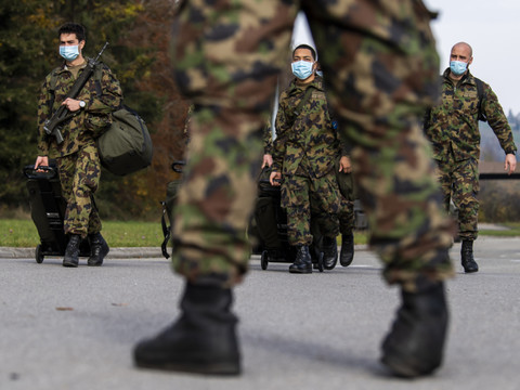 La politique de sécurité de la Suisse doit être adaptée