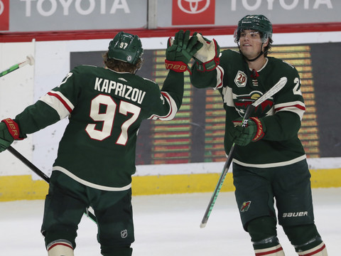 Minnesota battu malgré 3 points de Fiala