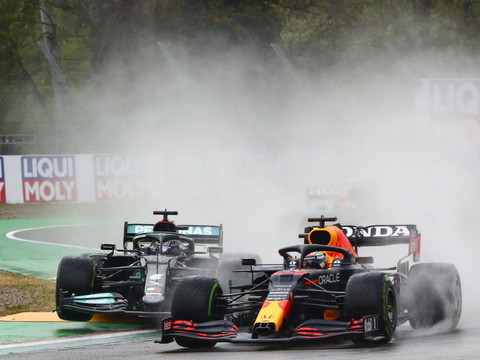 Suite du duel entre Hamilton et Verstappen