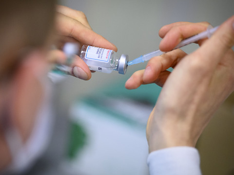 Médecins et pharmaciens lancent leur propre certificat Covid-19