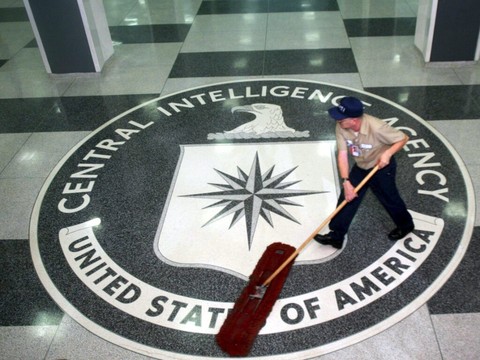 Une personne armée blessée après une tentative d'intrusion à la CIA