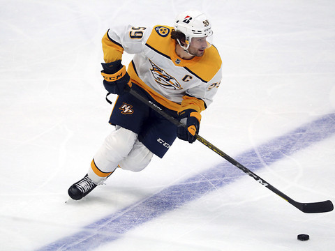 Josi offre deux points précieux aux Predators