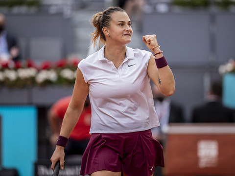 Sabalenka titrée à Madrid en s'offrant Barty