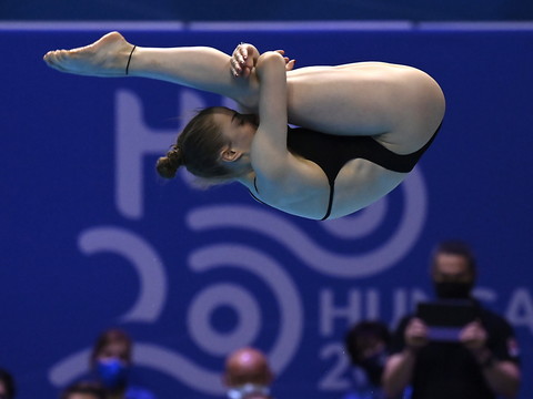 Michelle Heimberg se pare d'argent à 1 m