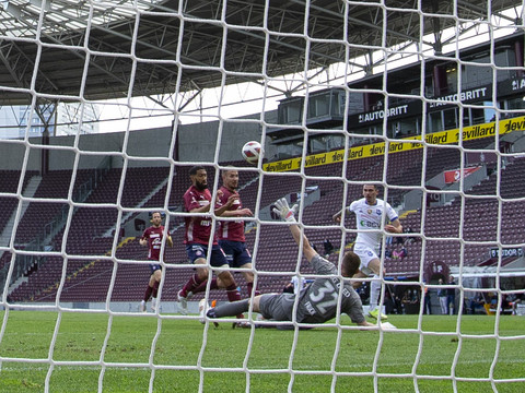 Super League: le LS donne la leçon à Servette
