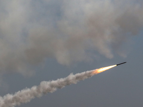 Tirs de trois roquettes du sud du Liban vers Israël