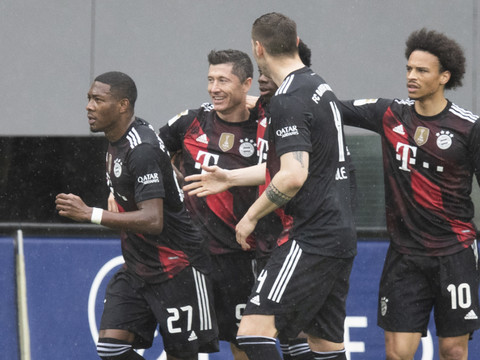 Lewandowski égale Gerd Müller et ses 40 buts en Bundesliga