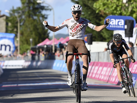 Tour d'Italie: Vendrame s'impose dans la 12e étape
