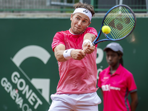 Ruud domine Andujar 6-3 6-2