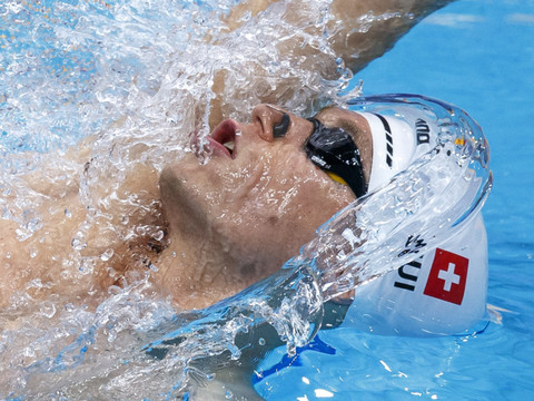 Mityukov en finale du 200 m dos grâce à un nouveau RS