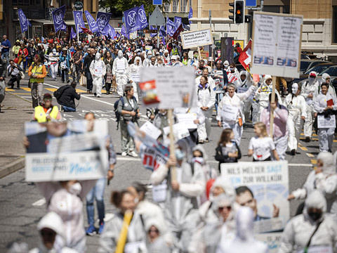 Manifestation contre les mesures anti-Covid-19 à Neuchâtel