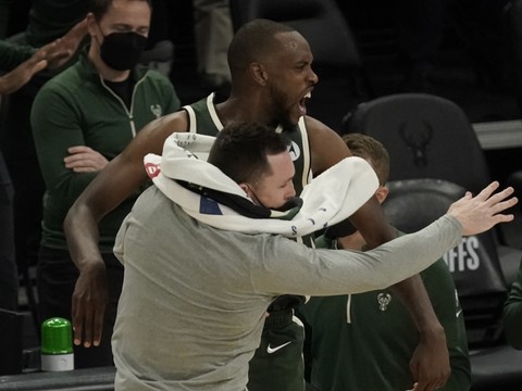 Les Bucks vainqueurs revanchards