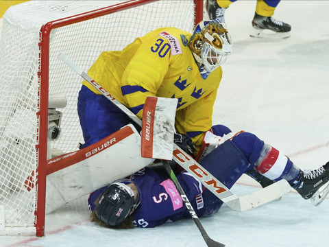 Le Canada et la Suède conservent leur chance pour les quarts