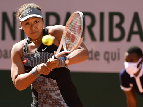 Osaka passe le 1er tour à Roland-Garros