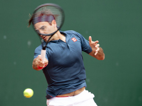 Federer et Bencic en lice lundi à Paris