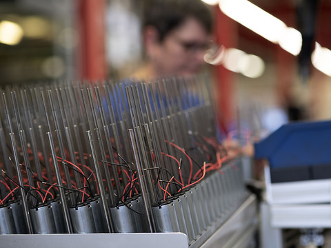 L'indice PMI dans l'industrie explose son record en mai