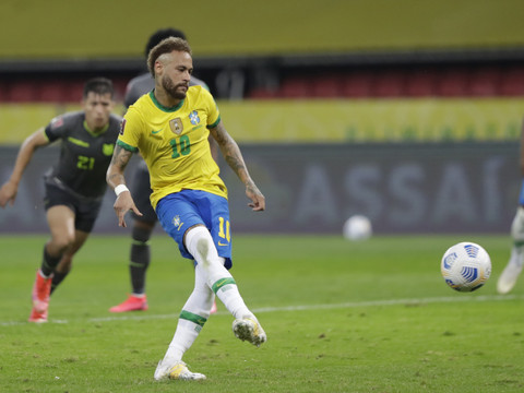 Le Brésil vainqueur, Neymar buteur et passeur