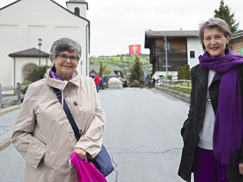 50 ans de suffrage féminin: les Femmes socialistes à Unterbäch (VS)