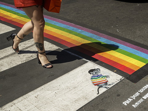 La PMA pour couples de femmes à bout touchant au parlement