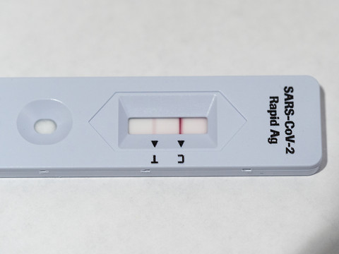 Roche décroche le marquage CE pour son autotest contre la Covid-19