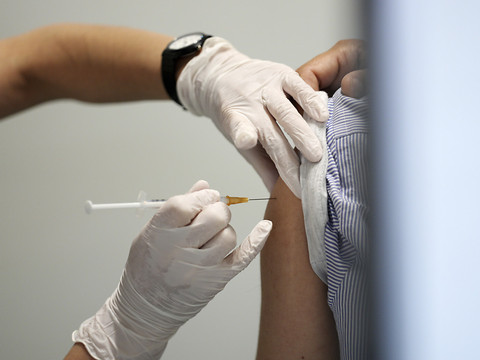 Le G7 va s'engager à donner un milliard de vaccins aux pays pauvres