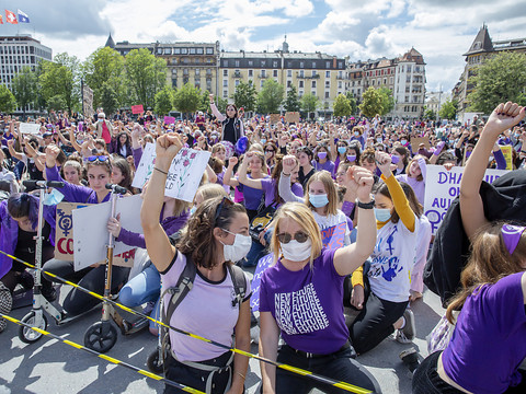 Vers un oui à l'initiative pour l'égalité salariale homme-femme