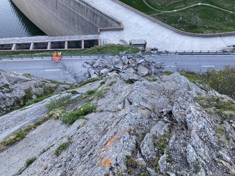 Route du col du Lukmanier fermée à la circulation