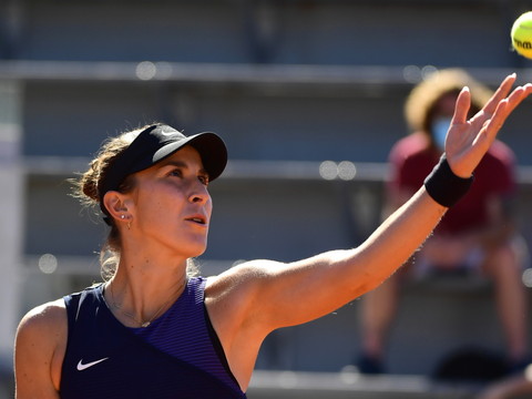 Belinda Bencic accrochée par une qualifiée
