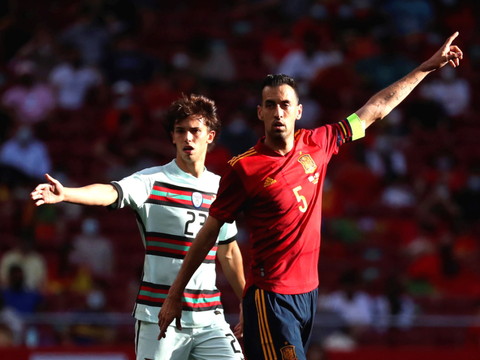 Espagne: Busquets, négatif au Covid-19, réintègre la sélection