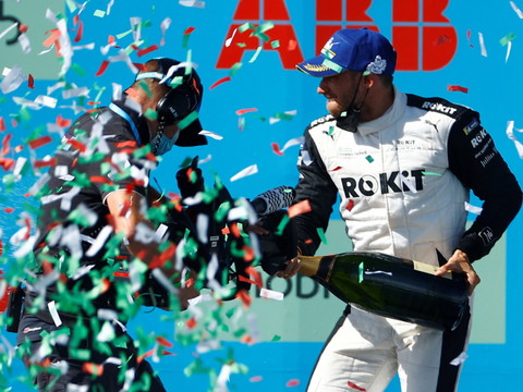 Mortara gagne au Mexique et prend la tête du classement