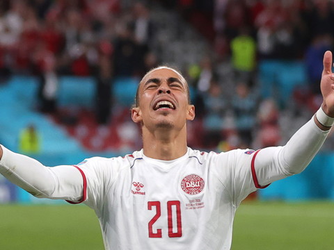 Belgique et Danemark offrent la qualification à la Suisse