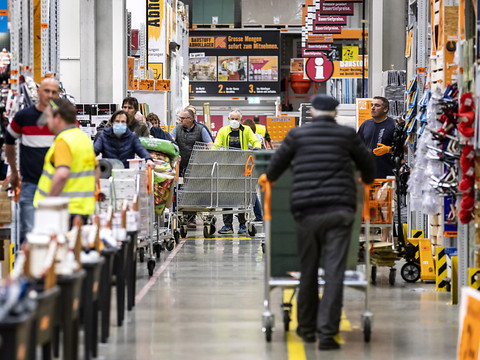 Le KOF revoit à la hausse son estimation de croissance pour 2021