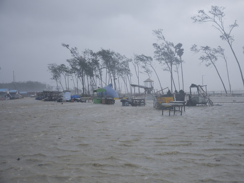 L'humanité à l'aube de retombées climatiques cataclysmiques