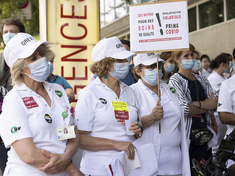 Le CHUV réclame davantage d'effectifs et une prime Covid pour tous