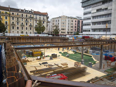 Peu de nuages s'accumulent sur le ciel immobilier genevois