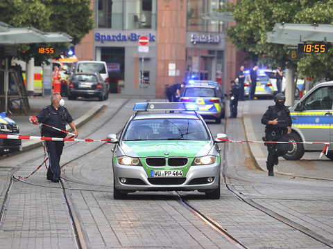 Trois morts dans une attaque 