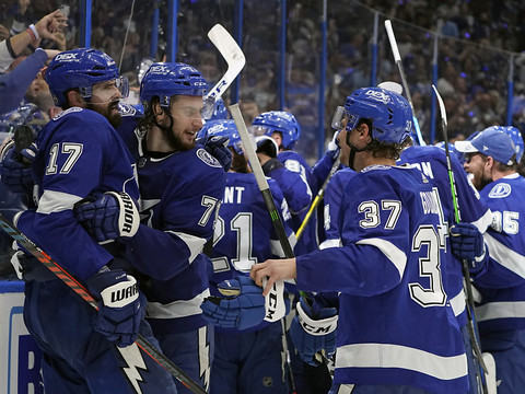 Le Lightning rejoint Montréal en finale