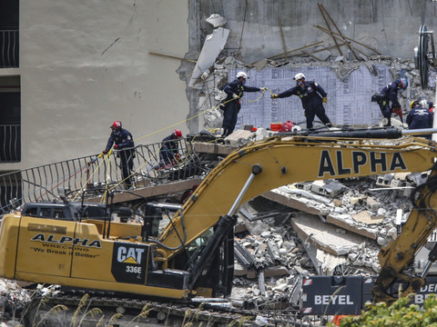 Au moins neuf morts dans l'effondrement de l'immeuble en Floride