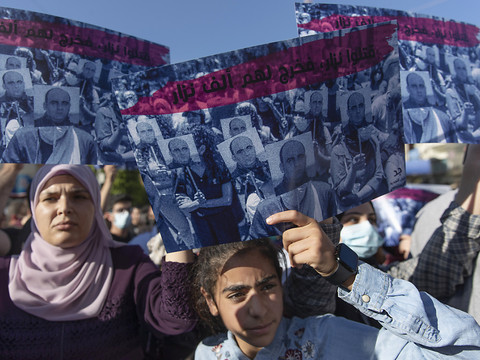 Manifestations: le ministre palestinien du Travail va démissionner