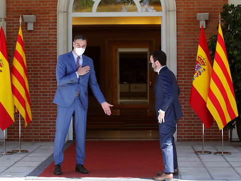 Crise en Catalogne: reprise du dialogue avec Madrid fin septembre