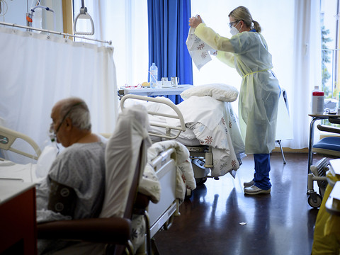 Neuchâtel: discussions prolongées pour la nouvelle CCT Santé 21