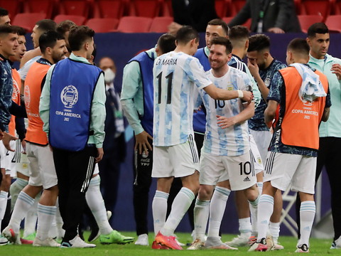 L'Argentine de Messi va défier le Brésil en finale