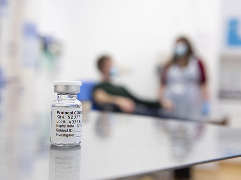 Pandémie: plus meurtrière en Europe pour la première fois en 3 mois