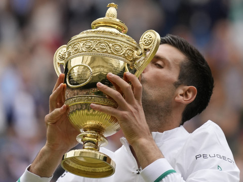Djokovic: 