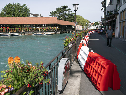 Navigation suspendue sur les lacs de Thoune et de Brienz