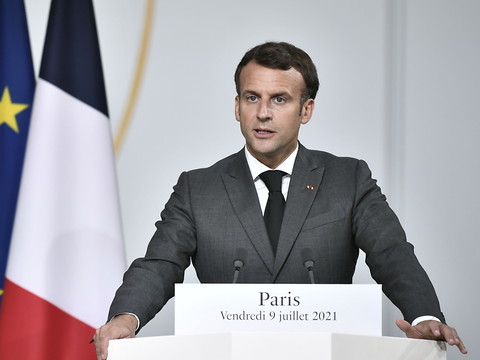 Pass sanitaire généralisé et vaccin obligatoire pour les soignants