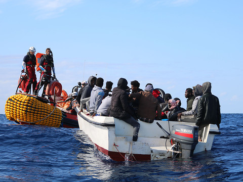 Les décès de migrants en mer vers l'Europe plus que doublés